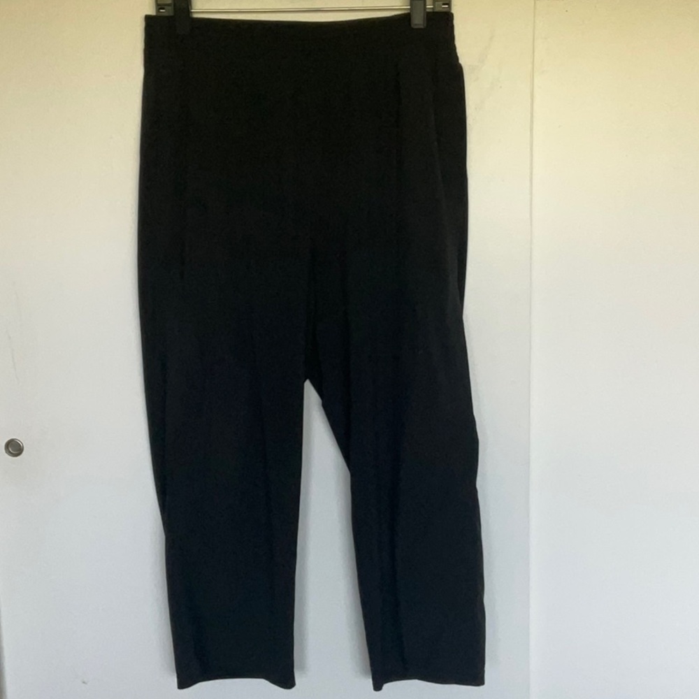 Lululemon Black Nylon Pull On Elastic Waist Pants